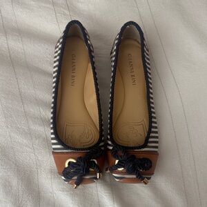 Gianni Bini Striped Navy and Brown Flats